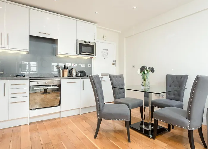 Nell Gwynn House Apartment Londres